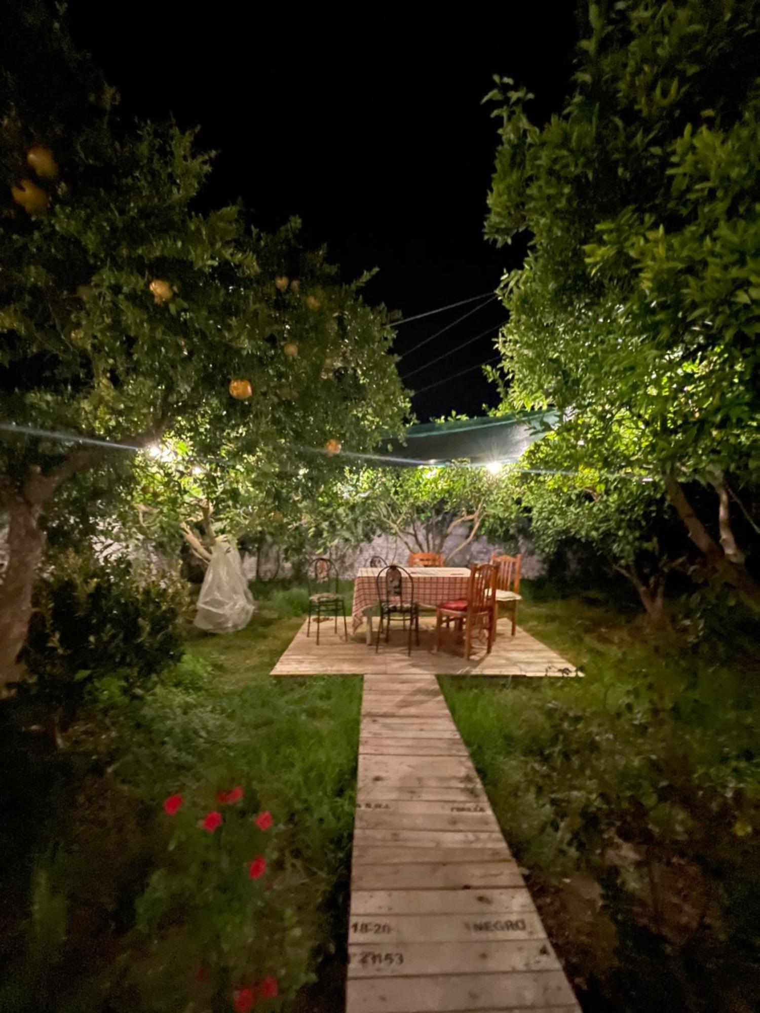 Guest House Luli Strumi بيرات المظهر الخارجي الصورة